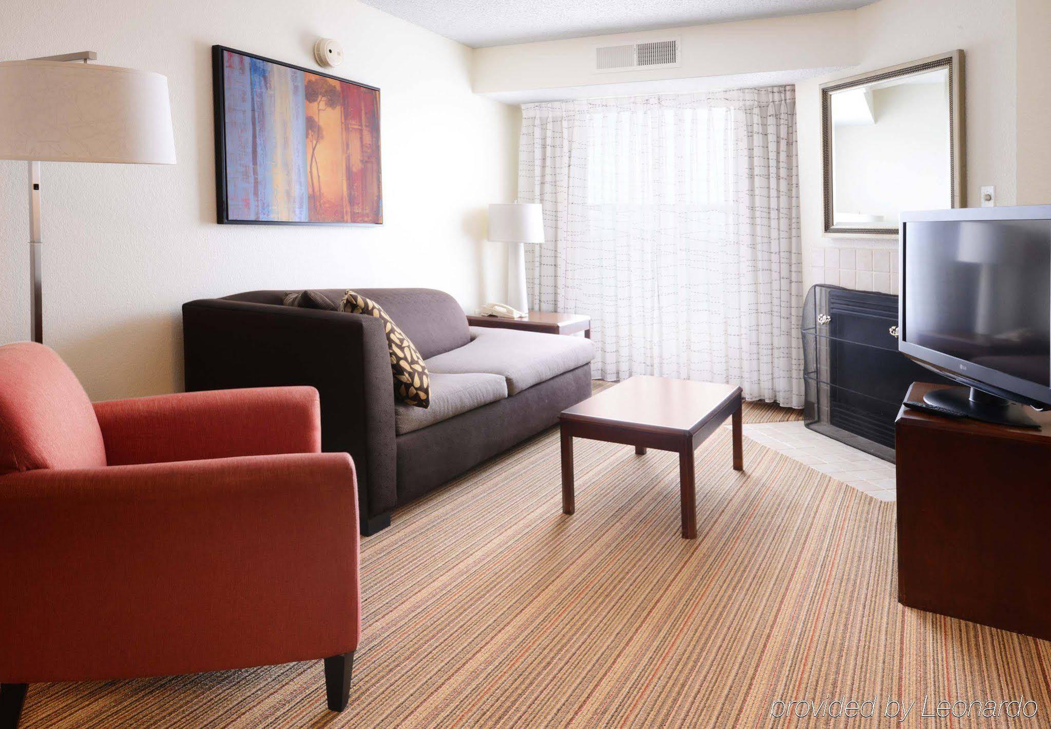 Sonesta Es Dallas Hotel 3*