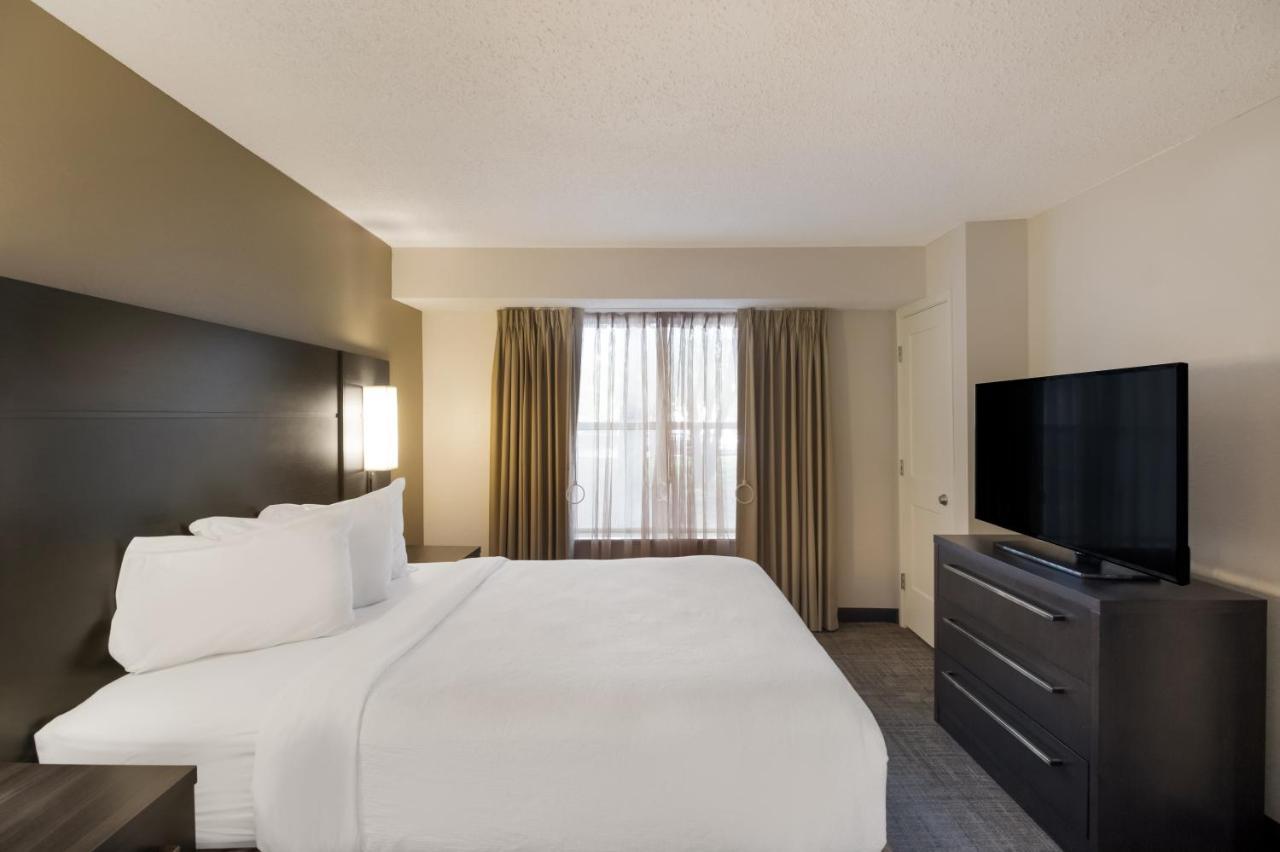 Sonesta Es Dallas 3*