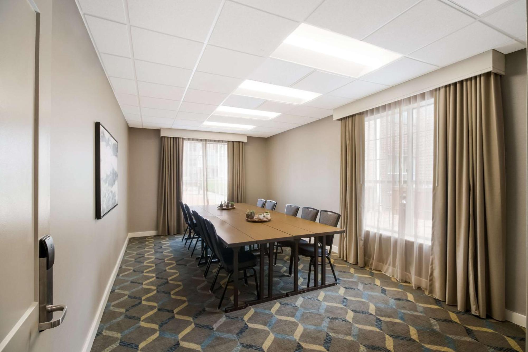 Hotel Sonesta Es Dallas 3*